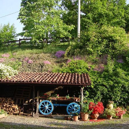 Cascina Nel Bosco Acomodação com café da manhã Moncucco Torinese Exterior foto
