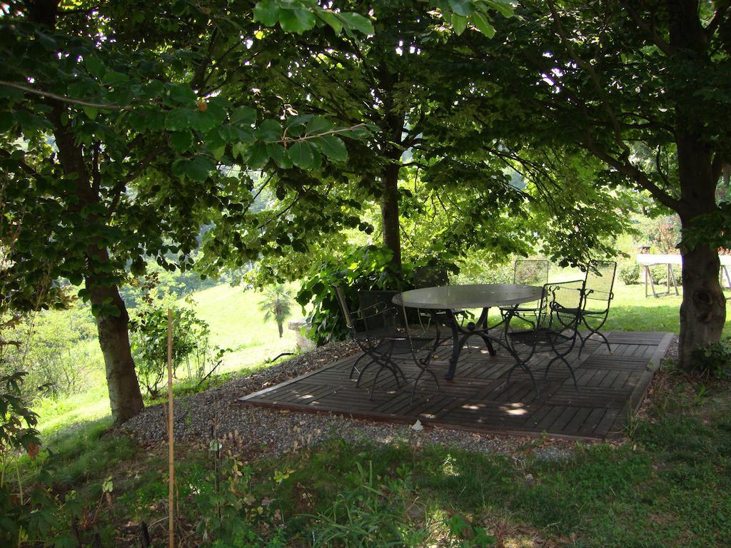 Cascina Nel Bosco Acomodação com café da manhã Moncucco Torinese Exterior foto